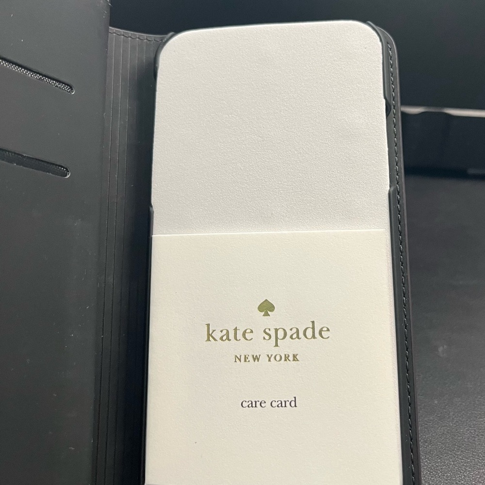 kate spade Pale Blush Zip-Around Wristlet Phone Case - NWT - iPhone X or XS - Picture 8 of 8